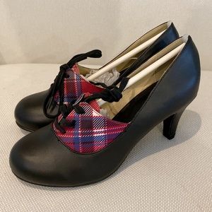 Tuk Plaid Heels.  NWT!